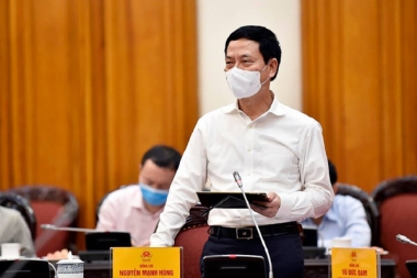 Bộ trưởng Nguyễn Mạnh Hùng: “Muốn bình thường hơn, mỗi người dân phải dùng công nghệ”