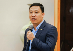 Tổng giám đốc May 10: “Ngành may có quá nhiều đơn hàng, chúng tôi mong vaccine về sớm”