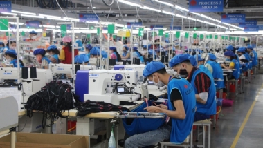 Vượt qua thách thức Covid-19, sản xuất công nghiệp vẫn khả quan