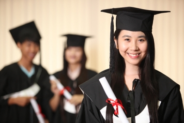 Thu hút du học sinh trở về nước sau tốt nghiệp: Muôn nẻo khó!