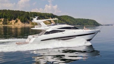 Hạ Long đón “tuyệt tác” du thuyền 3,5 triệu USD Galeon 660 fly