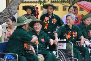 6 đối tượng được hưởng chế độ hỗ trợ người có công với cách mạng đang định cư ở nước ngoài