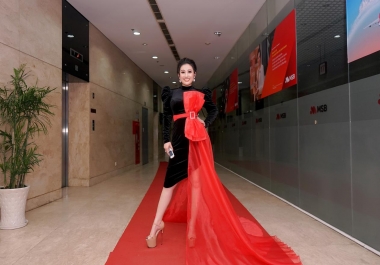 Nữ hoàng Sắc đẹp Đông Nam Á nổi bật tại các sự kiện với gu thời trang tinh tế