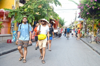 Gần 9,8 triệu lượt khách quốc tế đến Việt Nam trong 7 tháng năm 2019