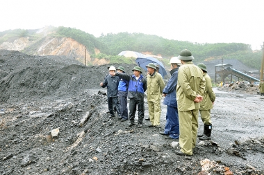 Vượt lên khó khăn, ngành Than nhanh chóng khôi phục sản xuất