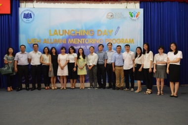 Sinh viên Đại học Kinh tế TP. HCM hào hứng với UEH Alumni Mentoring