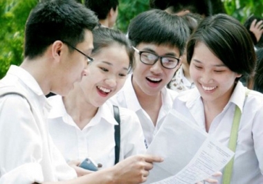 Điểm chuẩn xét tuyển đại học 2016: Giảm trường top trên, tăng trường top giữa