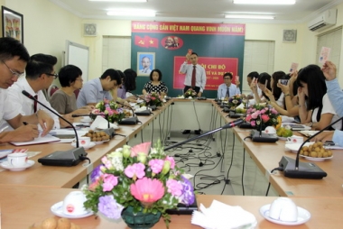 Tạp chí KT&DB tổ chức Đại hội chi bộ nhiệm kỳ 2017-2020