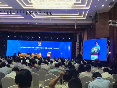 Động lực tăng trưởng vùng KTTĐ miền Trung còn yếu