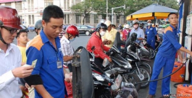 Giá xăng tăng nhẹ 156 đồng/lít từ 15h chiều nay (20/09)