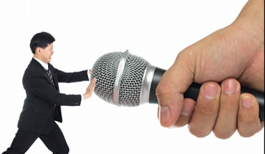 Trị "bệnh" sợ nói trước mặt đám đông