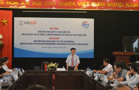 Doanh nghiệp còn “khổ trăm bề” từ thủ tục hải quan