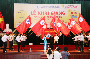 Trường Đại học Ngân hàng TP.HCM chào đón 2.690 tân sinh viên khóa 31