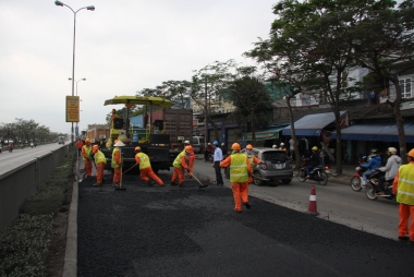 Các trạm đăng kiểm thu bình quân 22,074 tỷ đồng/ngày