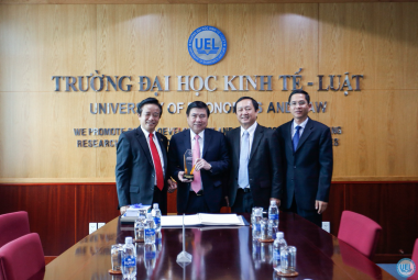 Trường Đại học Kinh tế - Luật khai giảng năm học 2017-2018 và khánh thành hạng mục công trình KTL.B1