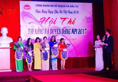 "Tài năng và Duyên dáng MPI 2017": Sôi động và bất ngờ