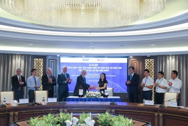 Tập đoàn FLC và Đại học RMIT ký kết chiến lược hợp tác toàn diện về giáo dục và đào tạo