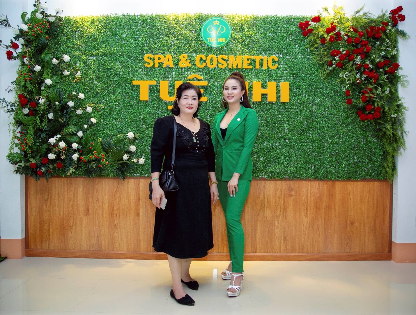 Gác lại bằng Đại học, cô nàng 9X từ kinh doanh mỹ phẩm trở thành chủ Spa làm đẹp
