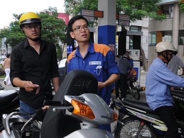 Đồng loạt giảm giá xăng dầu từ 15h ngày 19/11
