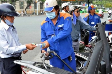 Giá xăng trải qua kỳ điều chỉnh lần thứ 20