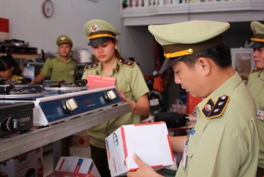 Quản lý thị trường đã xử lý hàng chục nghìn vụ buôn lậu, hàng giả