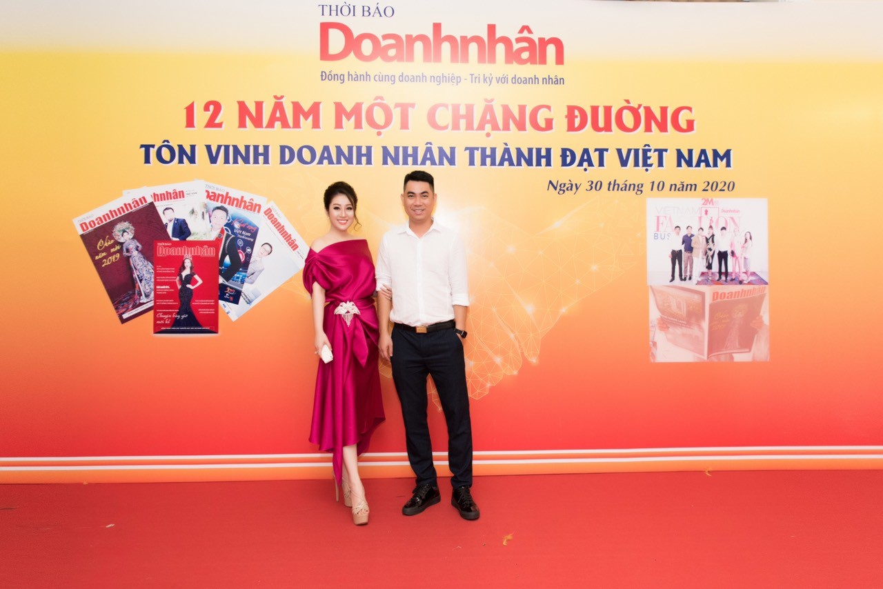 Xã hội - Nữ hoàng Kim Trang sang chảnh dự sự kiện, thu hút mọi ánh nhìn (Hình 8).