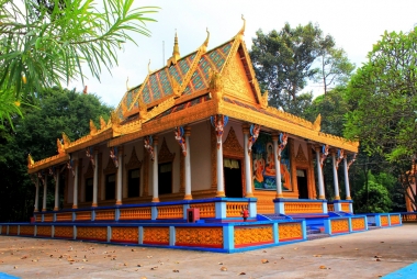 5 điểm du lịch tâm linh hút khách tại miền Tây