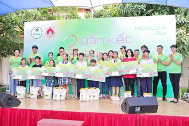 Nhiều sao Việt đồng hành cùng "Gắn Kết Yêu Thương" của Gạo Hoa Lúa