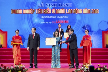 Phenikaa được vinh danh là “Doanh nghiệp tiêu biểu vì người lao động năm 2018”