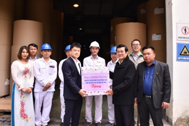 Công ty Cổ phần Giấy An Hòa cùng đoàn công tác của nguyên Chủ tịch nước Trương Tấn Sang thăm và làm việc tại Tuyên Quang