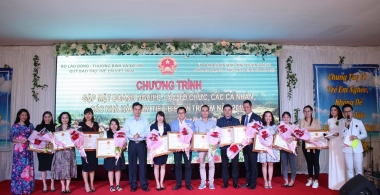 Chuyến xe HTKNYT số 15 với chủ đề Sắc xuân yêu thương đến với TP. Quảng Ngãi