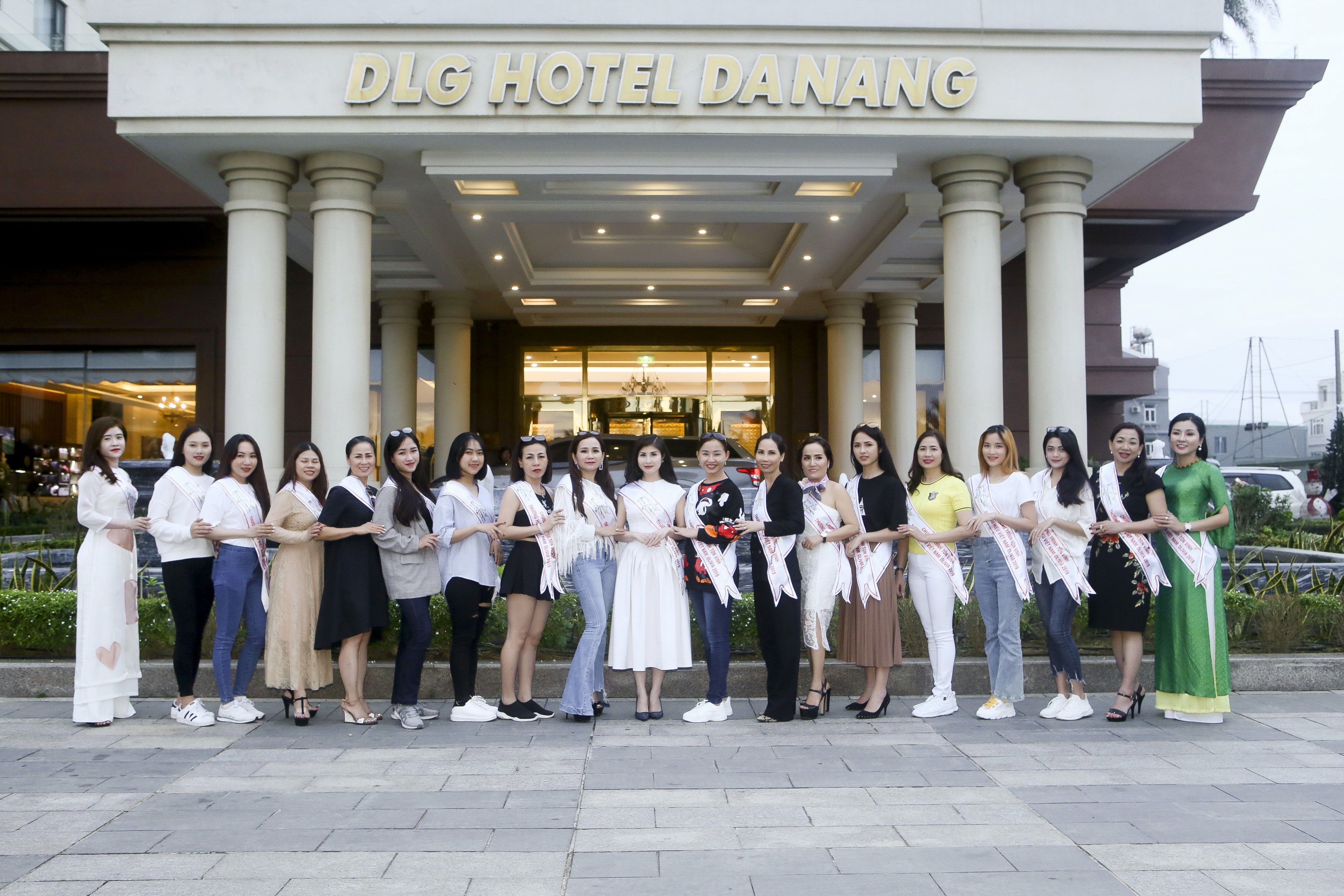 Hoa hậu Thương hiệu Olivia 2019  đón tiếp các người đẹp đến Đà Nẵng