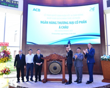 ACB niêm yết 2,16 tỷ cổ phiếu trên HOSE, thực thi tham vọng bứt phá