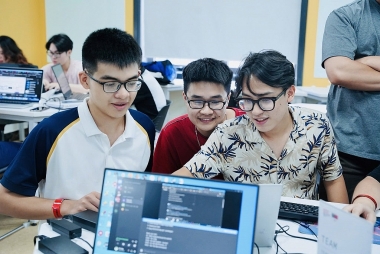Đề xuất mô hình nghiên cứu ảnh hưởng của trí tuệ nhân tạo (AI) đến kết quả học tập của sinh viên
