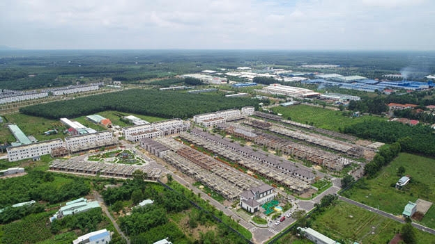 Nhà ở hình thành quanh các trục đường trọng điểm tại Bàu Bàng. Ảnh Trần Anh Group Nhà ở hình thành quanh các trục đường trọng điểm tại Bàu Bàng. Ảnh Trần Anh Group
