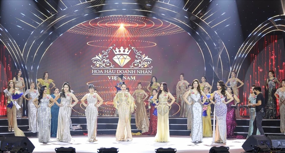 Mạc Thị Minh đăng quang Hoa hậu Doanh nhân Việt Nam, đạt vương miện 1,5 tỉ Mạc Thị Minh đăng quang Hoa hậu Doanh nhân Việt Nam, đạt vương miện 1,5 tỉ