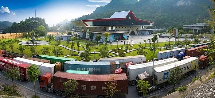 Toàn cảnh cửa khẩu Hữu Nghị- KKT của khẩu Đồng Đăng,  tỉnh Lạng Sơn Toàn cảnh cửa khẩu Hữu Nghị- KKT của khẩu Đồng Đăng,  tỉnh Lạng Sơn