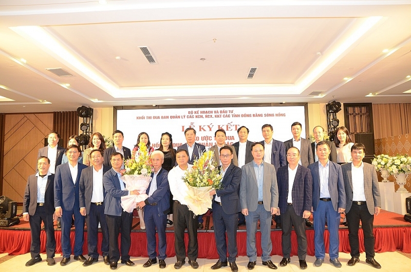Khối thi đua Ban Quản lý các KCN, KCX, KKT các tỉnh đồng bằng sông Hồng nỗ lực vượt khó, triển khai hiệu quả các phong trào thi đua năm 2023