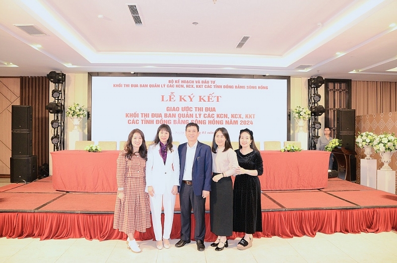 Khối thi đua Ban Quản lý các KCN, KCX, KKT các tỉnh đồng bằng Sông Hồng đạt được những kết quả ấn tượng trong hoạt động phát triển các KCN, KKT năm 2023