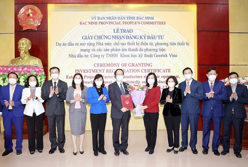 Các KCN, KKT tạo “lực hấp dẫn”, phát triển mạnh mẽ kinh tế Việt Nam Các KCN, KKT tạo “lực hấp dẫn”, phát triển mạnh mẽ kinh tế Việt Nam
