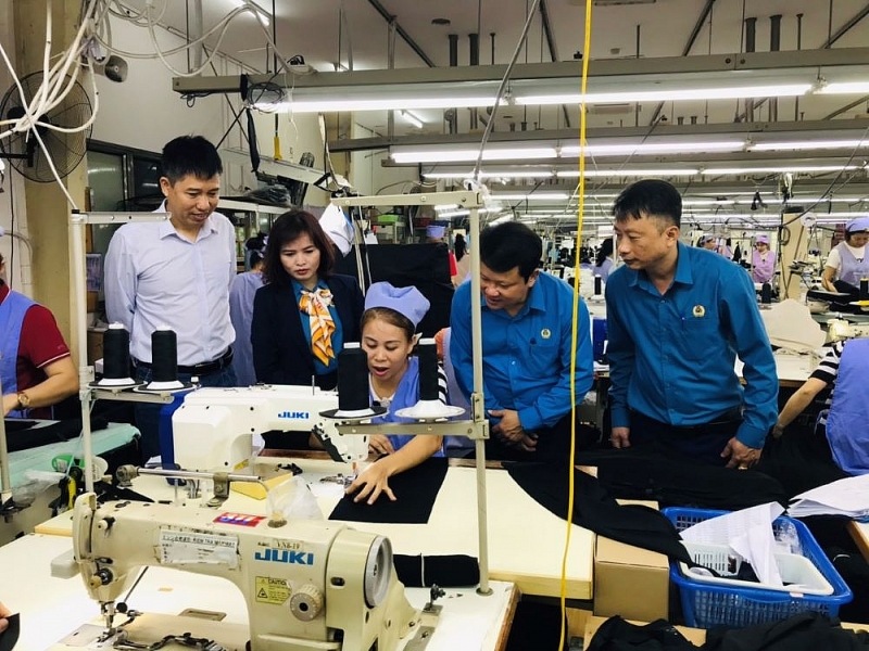 Xây dựng Khu kinh tế Nghi Sơn và các Khu công nghiệp trở thành động lực phát triển kinh tế, xã hội của khu vực Bắc Trung Bộ Xây dựng Khu kinh tế Nghi Sơn và các Khu công nghiệp trở thành động lực phát triển kinh tế, xã hội của khu vực Bắc Trung Bộ