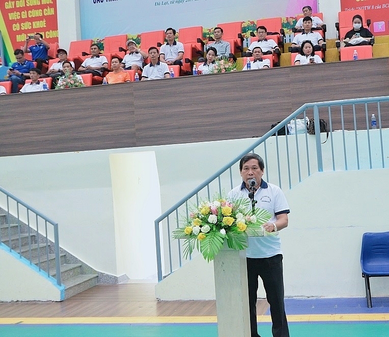 Khí thế khai mạc Hội thao Khối Thi đua ngành KCN, KKT, KCNC các tỉnh Tây Nguyên và Duyên hải Miền Trung Khí thế khai mạc Hội thao Khối Thi đua ngành KCN, KKT, KCNC các tỉnh Tây Nguyên và Duyên hải Miền Trung