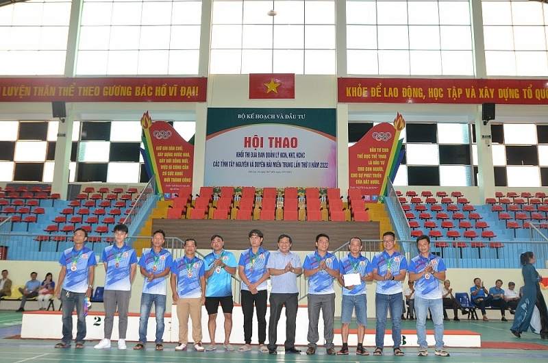 Sức bật của Hội thao Khối Thi đua ngành KCN, KKT, KCNC các tỉnh Tây Nguyên và Duyên hải miền Trung Sức bật của Hội thao Khối Thi đua ngành KCN, KKT, KCNC các tỉnh Tây Nguyên và Duyên hải miền Trung
