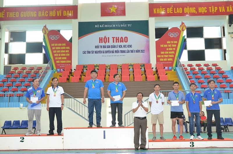Sức bật của Hội thao Khối Thi đua ngành KCN, KKT, KCNC các tỉnh Tây Nguyên và Duyên hải miền Trung Sức bật của Hội thao Khối Thi đua ngành KCN, KKT, KCNC các tỉnh Tây Nguyên và Duyên hải miền Trung