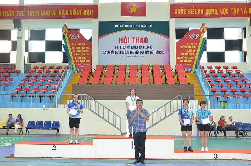 Sức bật của Hội thao Khối Thi đua ngành KCN, KKT, KCNC các tỉnh Tây Nguyên và Duyên hải miền Trung Sức bật của Hội thao Khối Thi đua ngành KCN, KKT, KCNC các tỉnh Tây Nguyên và Duyên hải miền Trung