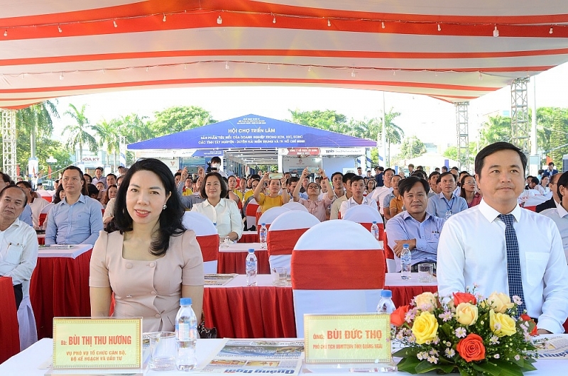 Quảng Ngãi: Khai mạc “Hội chợ triển lãm sản phẩm tiêu biểu của doanh nghiệp trong KCN, KKT, KCNC các tỉnh Tây Nguyên - Duyên hải miền Trung và thành phố Hồ Chí Minh, năm 2023” Quảng Ngãi: Khai mạc “Hội chợ triển lãm sản phẩm tiêu biểu của doanh nghiệp trong KCN, KKT, KCNC các tỉnh Tây Nguyên - Duyên hải miền Trung và thành phố Hồ Chí Minh, năm 2023”