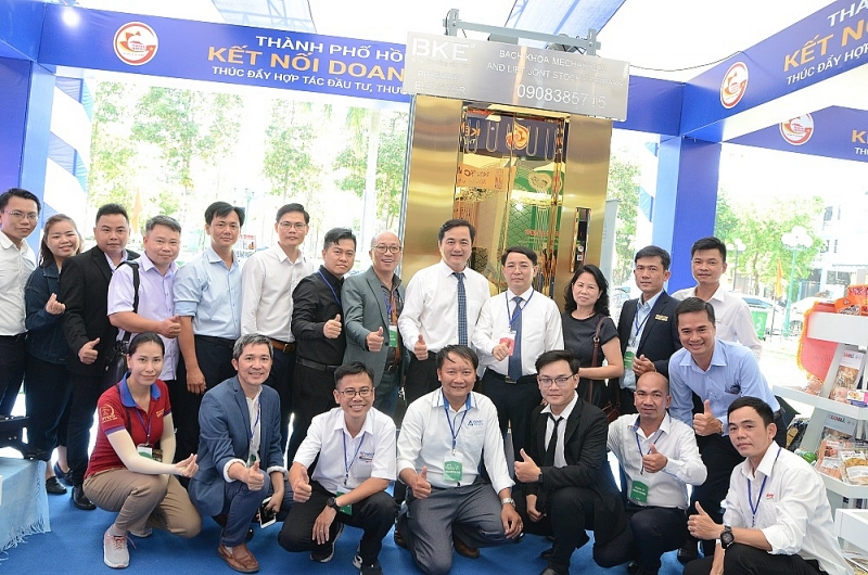 Quảng Ngãi: Khai mạc “Hội chợ triển lãm sản phẩm tiêu biểu của doanh nghiệp trong KCN, KKT, KCNC các tỉnh Tây Nguyên - Duyên hải miền Trung và thành phố Hồ Chí Minh, năm 2023”