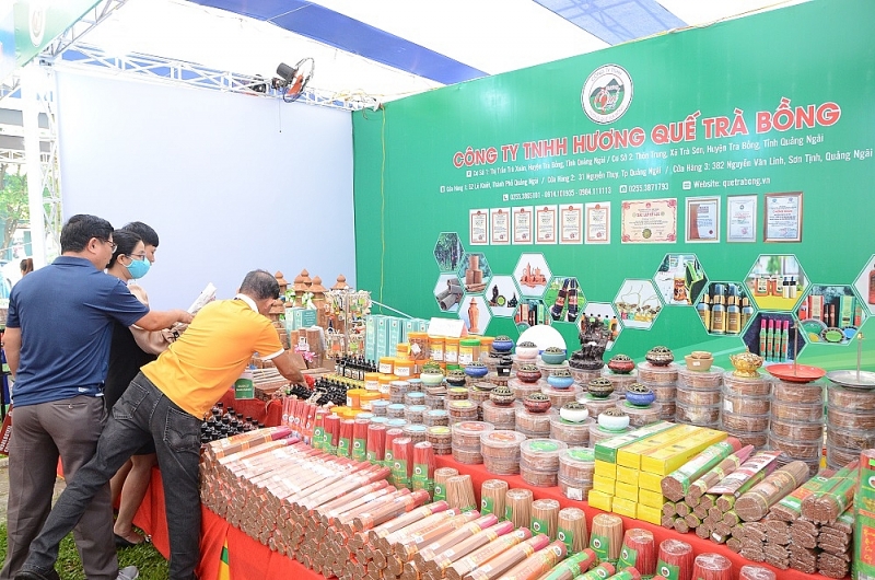 Quảng Ngãi: Khai mạc “"Hội chợ triển lãm sản phẩm tiêu biểu của doanh nghiệp trong KCN, KKT, KCNC các tỉnh Tây Nguyên - Duyên hải miền Trung và thành phố Hồ Chí Minh, năm 2023"