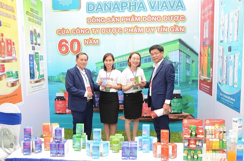 Quảng Ngãi: Dấu ấn Hội chợ triển lãm kết nối hợp tác đầu tư, thể thao và giao lưuvăn nghệ hướng về cộng đồng Quảng Ngãi: Dấu ấn Hội chợ triển lãm kết nối hợp tác đầu tư, thể thao và giao lưuvăn nghệ hướng về cộng đồng