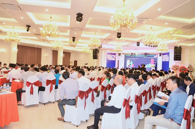 Quảng Ngãi: Dấu ấn Hội chợ triển lãm kết nối hợp tác đầu tư, thể thao và giao lưu văn nghệ hướng về cộng đồng Quảng Ngãi: Dấu ấn Hội chợ triển lãm kết nối hợp tác đầu tư, thể thao và giao lưu văn nghệ hướng về cộng đồng